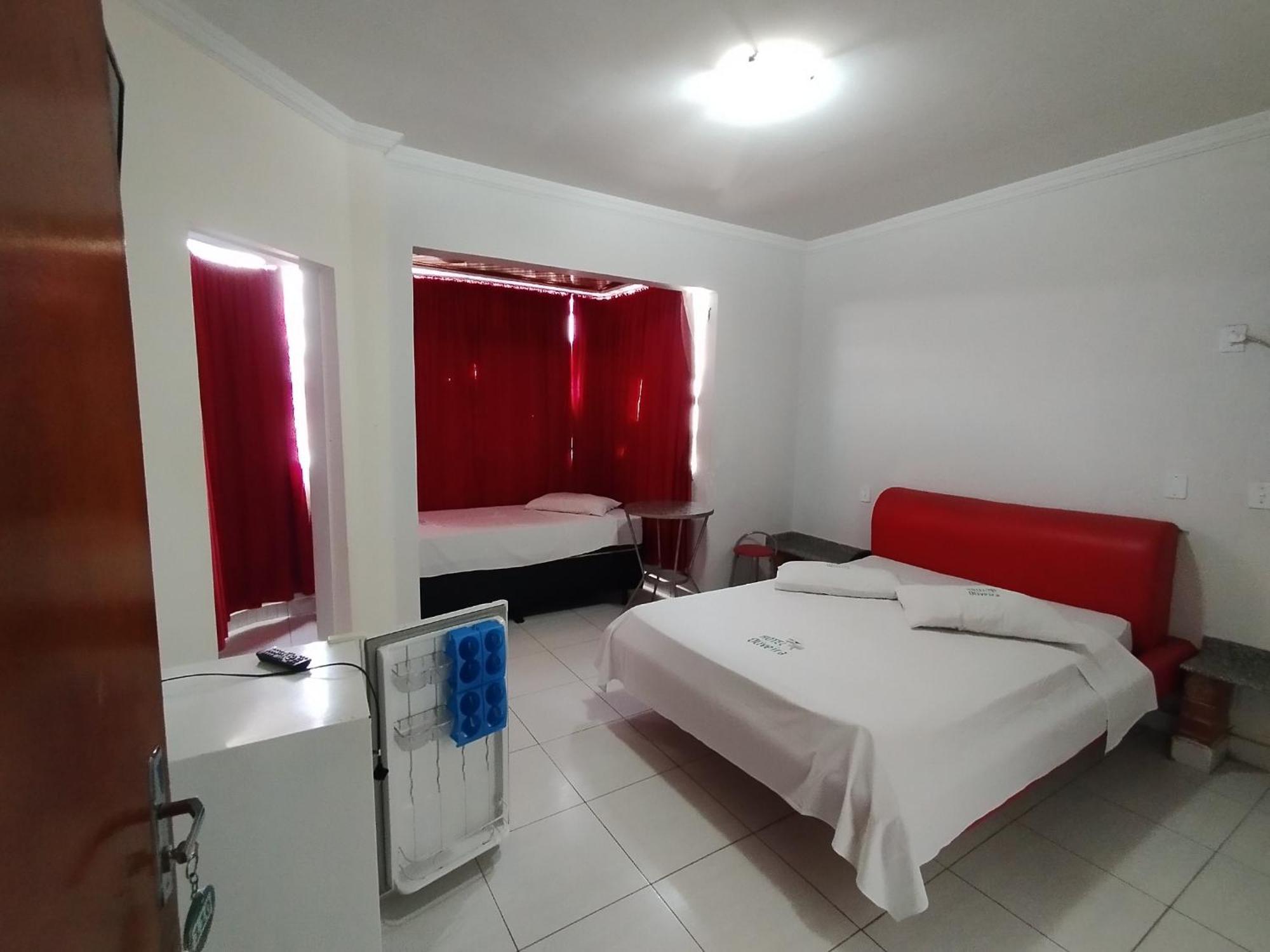 Hotel Oliveira ゴイアニア エクステリア 写真