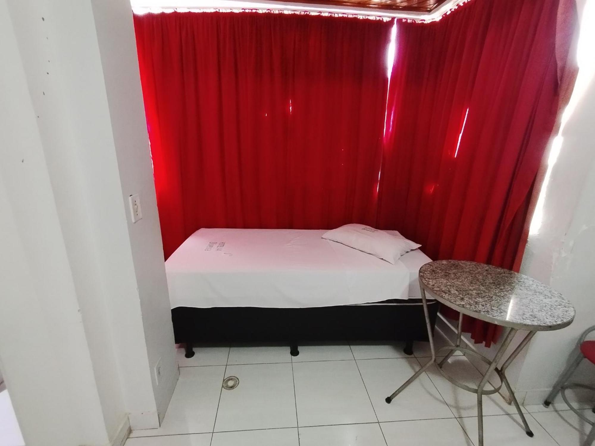 Hotel Oliveira ゴイアニア エクステリア 写真