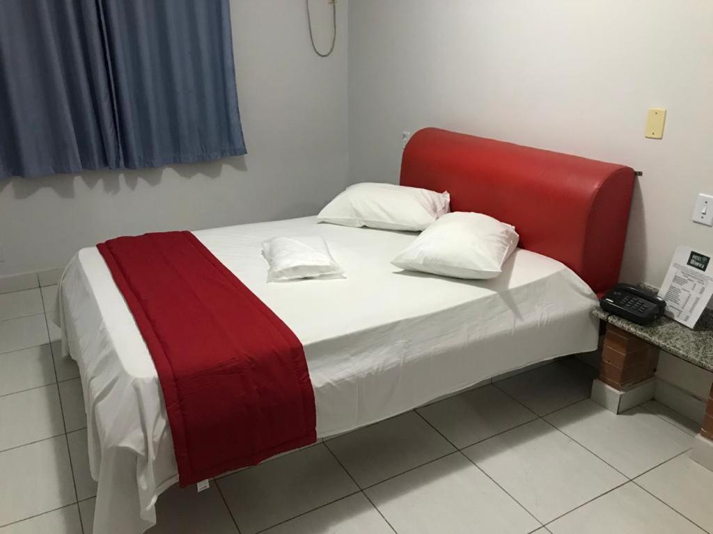 Hotel Oliveira ゴイアニア エクステリア 写真